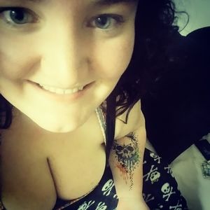 Meet your Posher, Maura